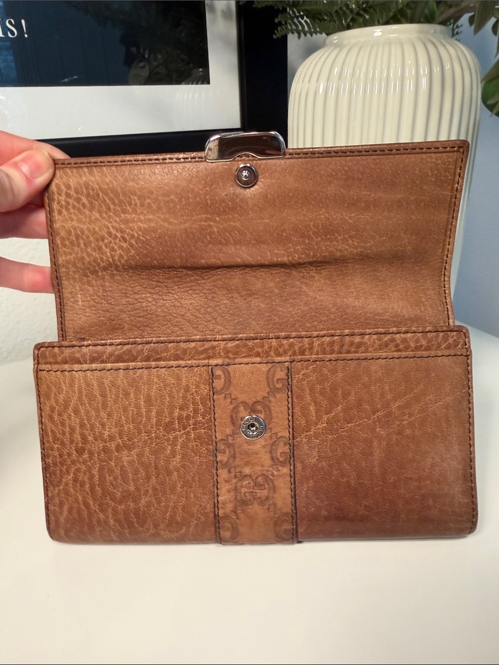 GUCCI GG Guccissima Leather Metal Bar Flap Continental Wallet - Picture 6 of 17